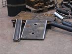 Toggle plate, Seat plate and lateral wear plate.